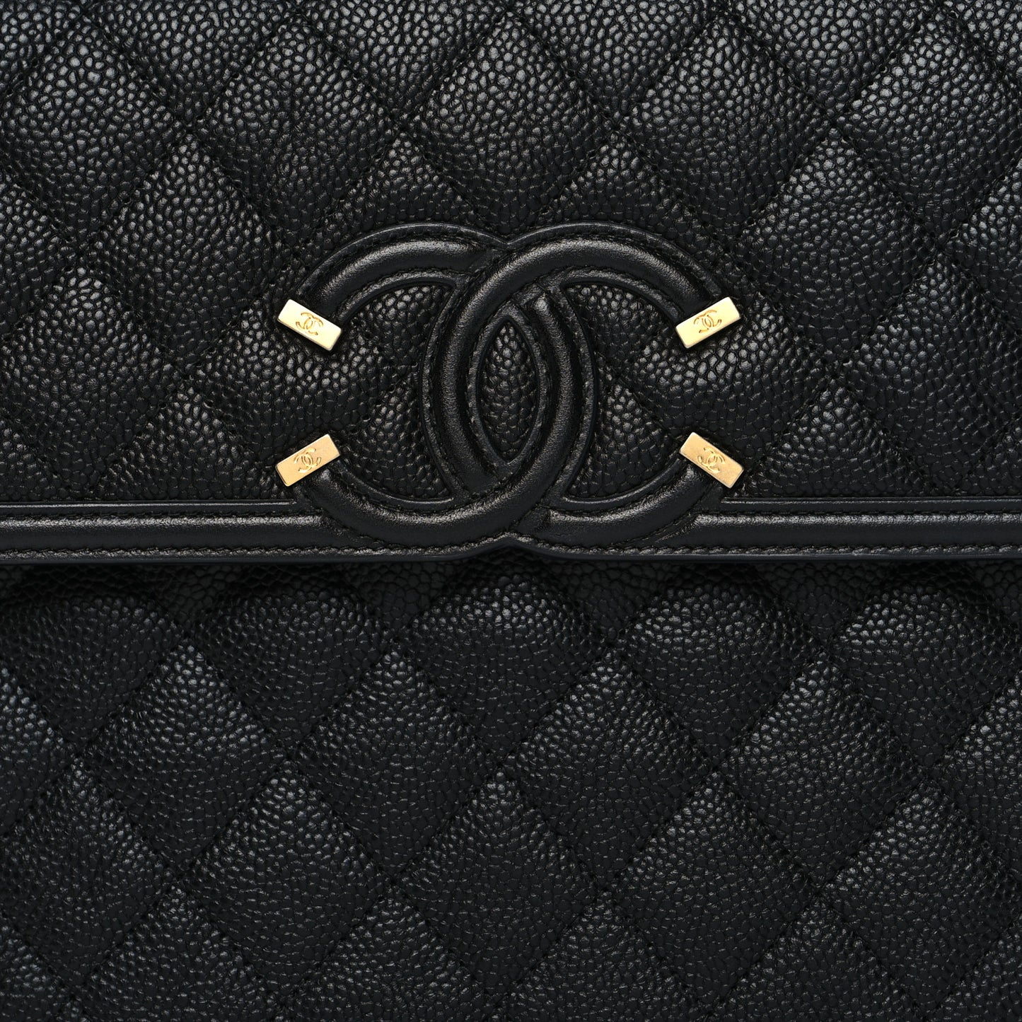 Caviar Quilted Filigree Flap Pouch Black