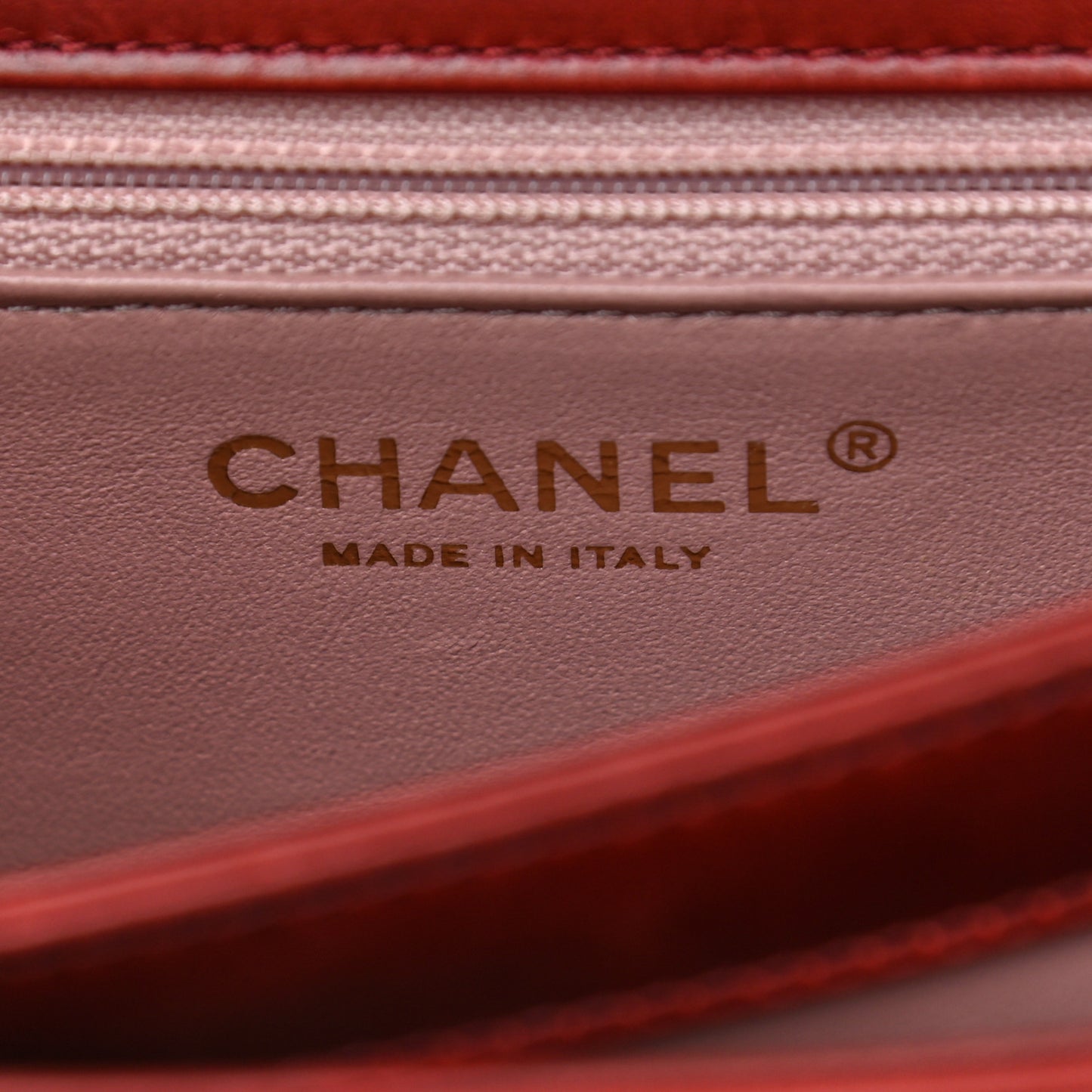 Iridescent Calfskin Quilted Small Straight Lined Flap Red