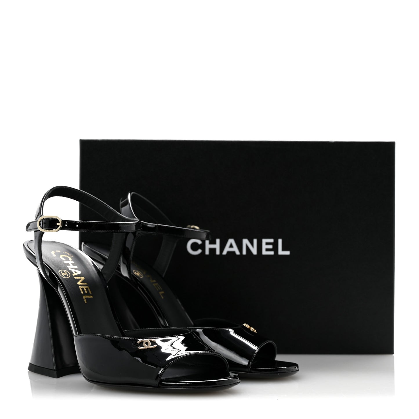 Patent Calfskin CC Clover Sandals 37.5 Black