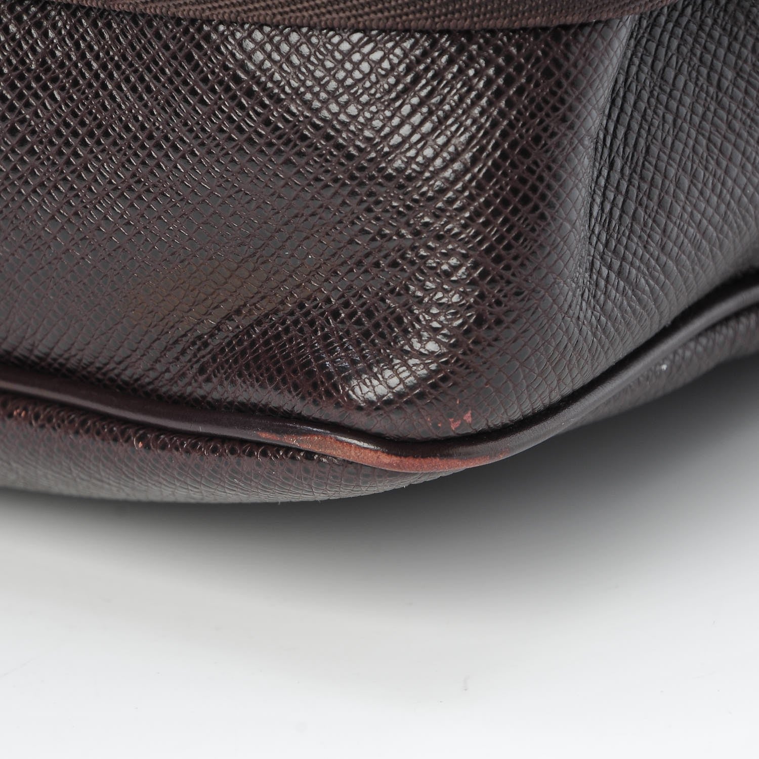 Louis Vuitton Taiga Reporter Messenger Grizzli 16 of 16