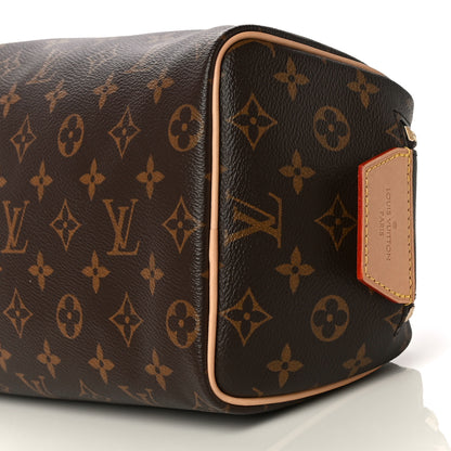 Louis Vuitton Monogram Dopp Kit Toilet Pouch 9 of 13