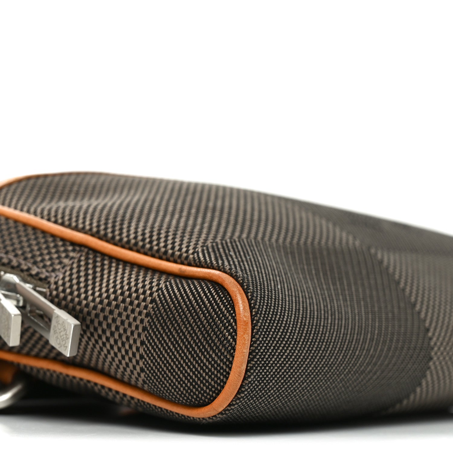 Louis Vuitton Damier Geant Acrobat Terre 8 of 9