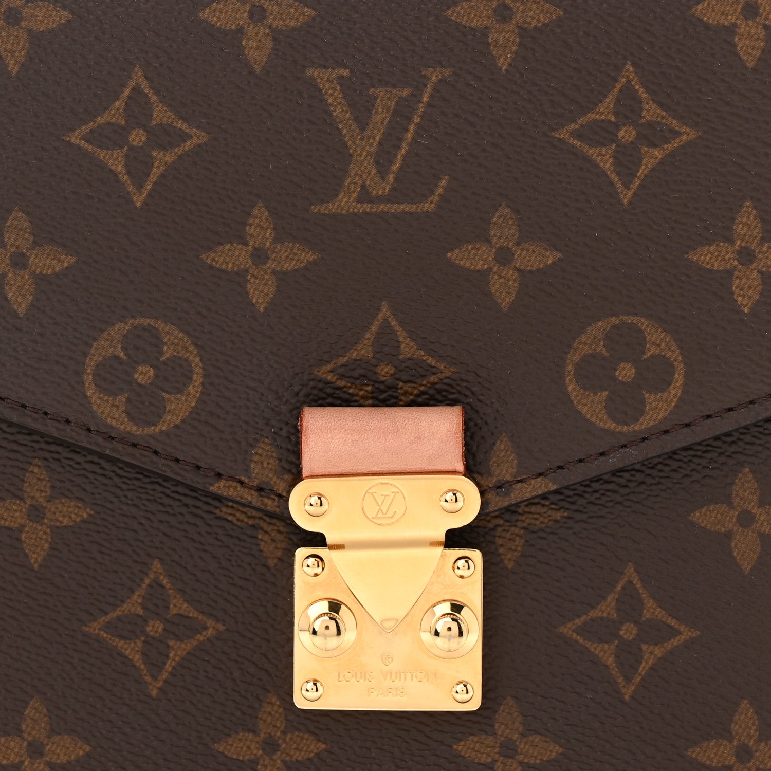 Louis Vuitton Monogram Pochette Metis 14 of 21