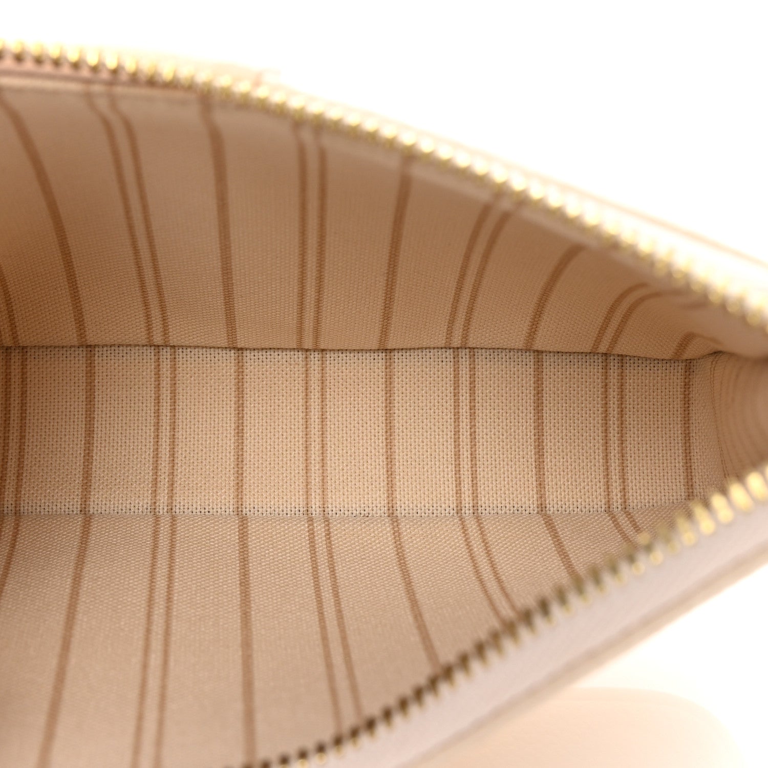 Louis Vuitton Empreinte Easy Pouch On Strap Cream 5 of 9