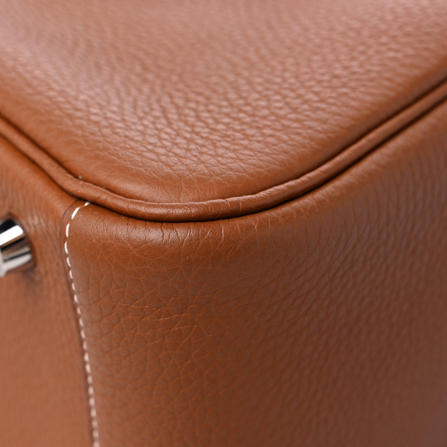 Taurillon Clemence Lindy 26 Gold