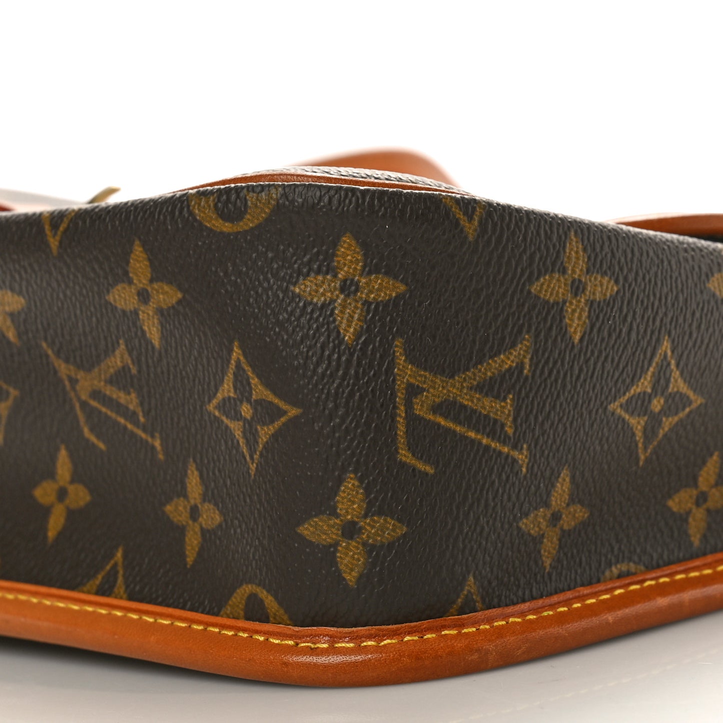 LOUIS VUITTON Monogram Sologne