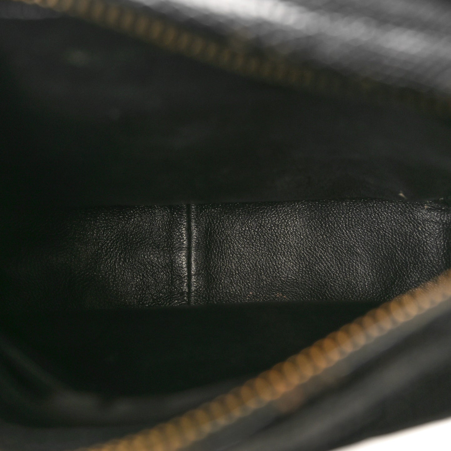 Lizard Quilted Small Tassel Camera Case Black