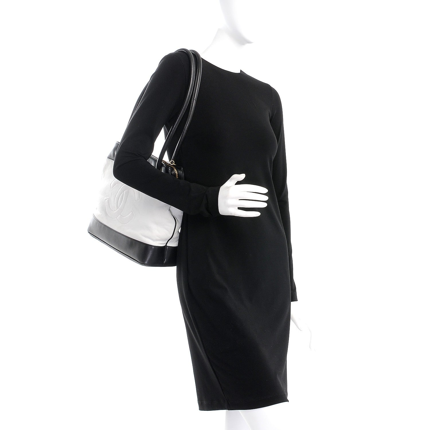 Chanel Lambskin CC Tote Black White 3 of 20