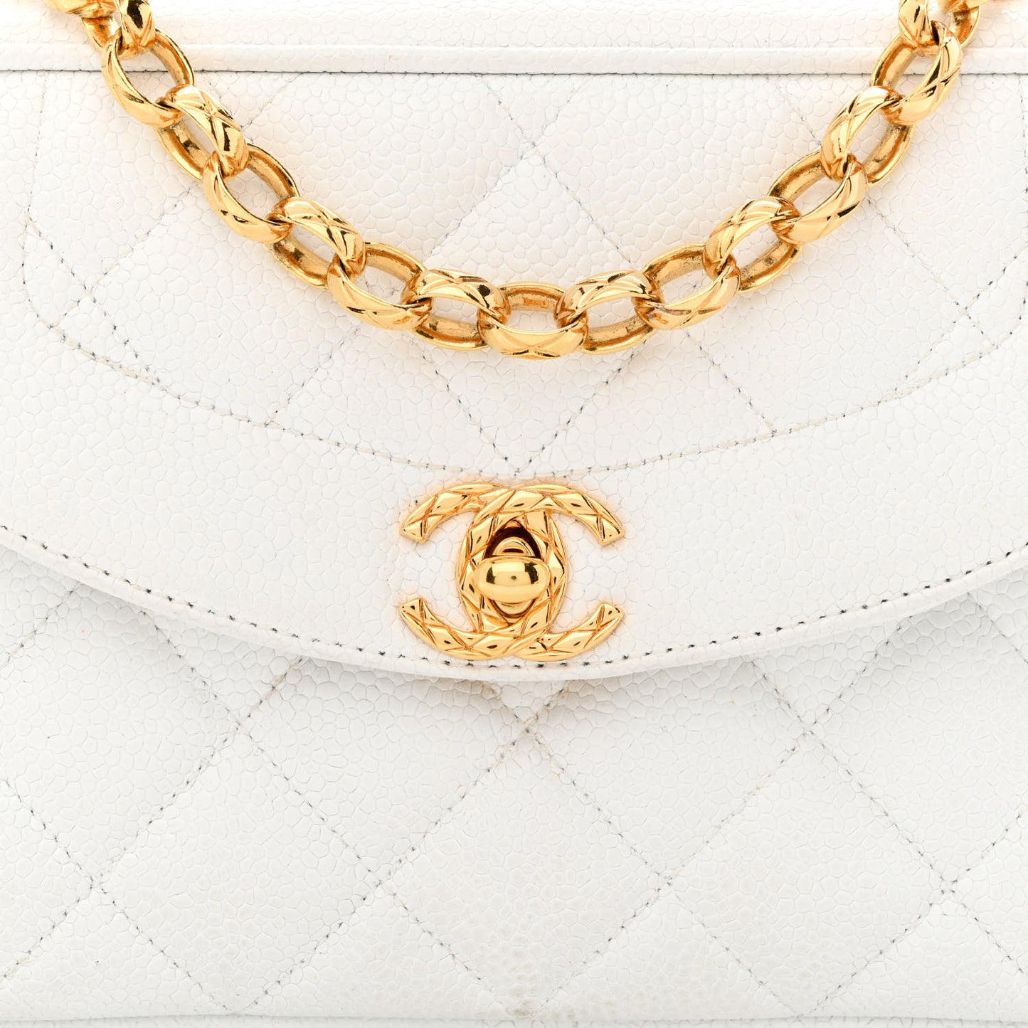Caviar Quilted CC Camera Case White