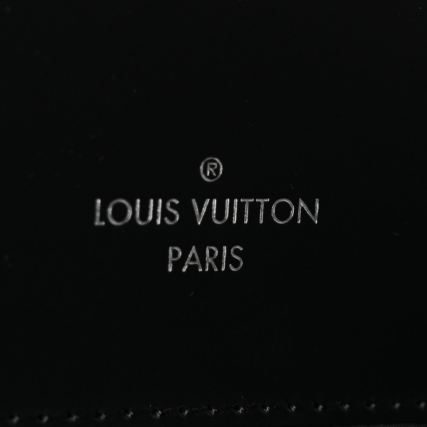 Damier Graphite Pegase Light 55