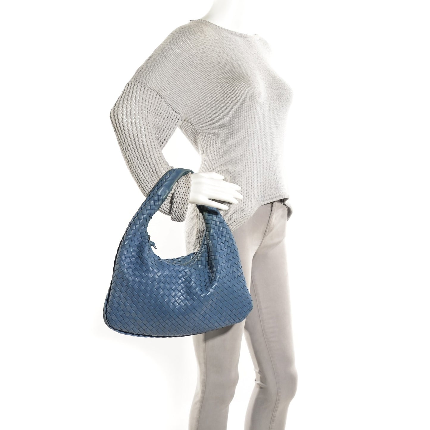 Nappa Intrecciato Medium Veneta Hobo Oceano