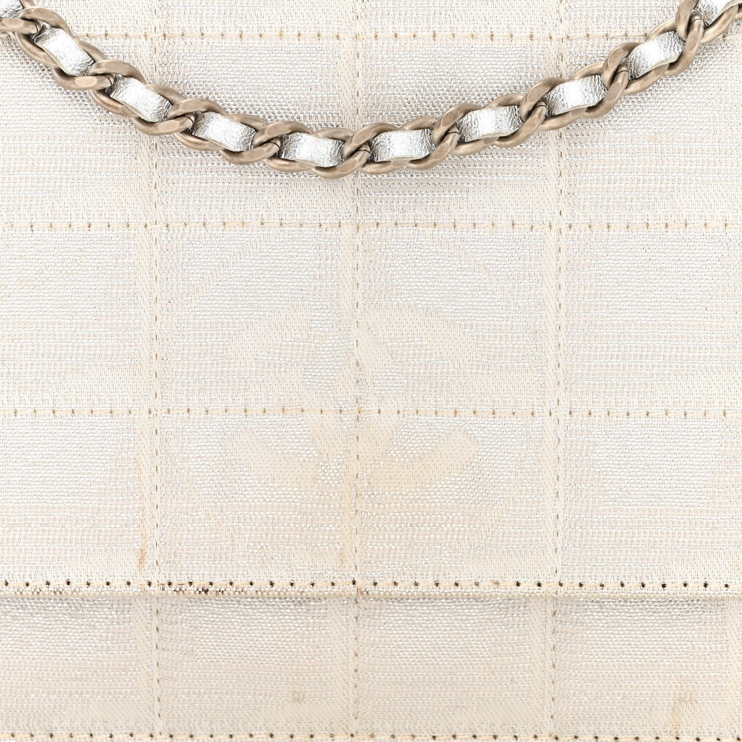 Nylon Travel Wallet On Chain WOC Metallic Silver