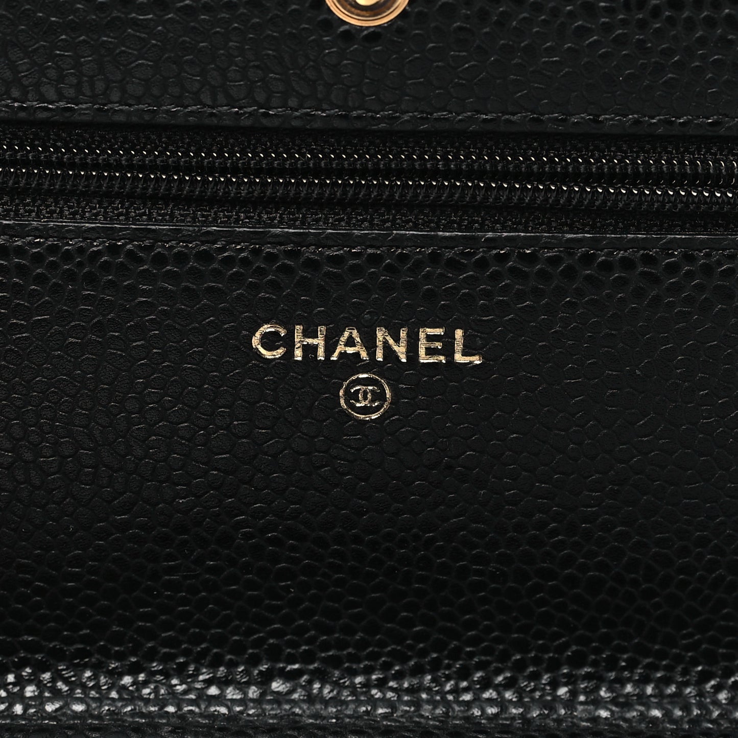 Caviar Quilted Wallet on Chain WOC Black