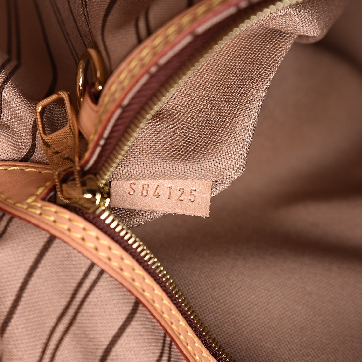 Louis Vuitton Monogram Delightful GM 7 of 13