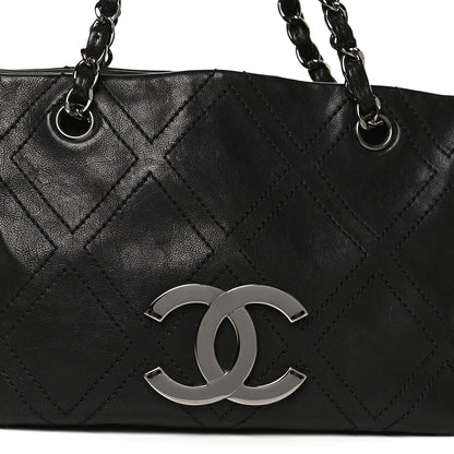Chanel Calfskin Small Diamond Stitch Tote Black 8 of 10