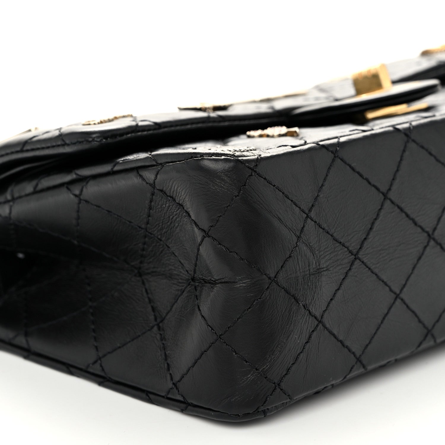 Chanel Aged Calfskin Quilted Casino 2.55 Reissue 225 Flap Black 9 of 11