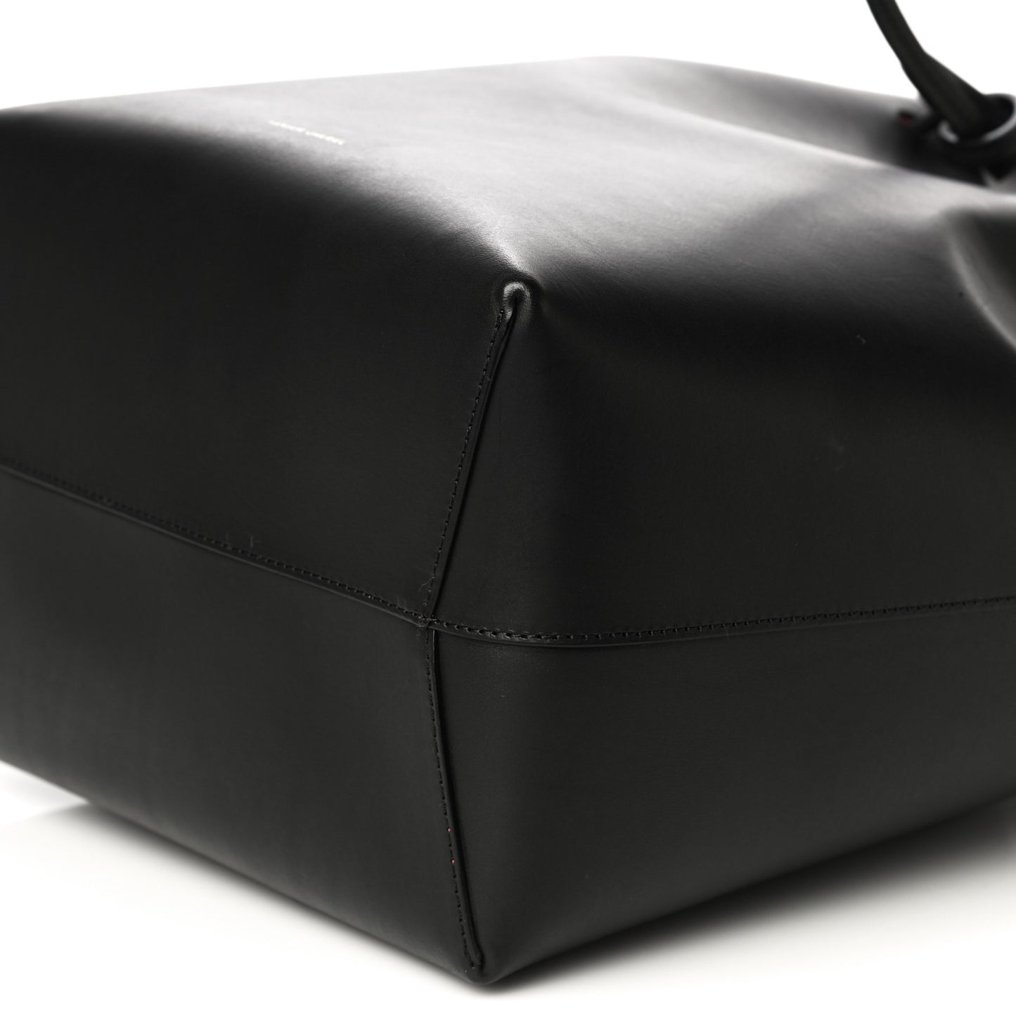 Vegetable Tanned Calfskin Bucket Bag Black Flamma