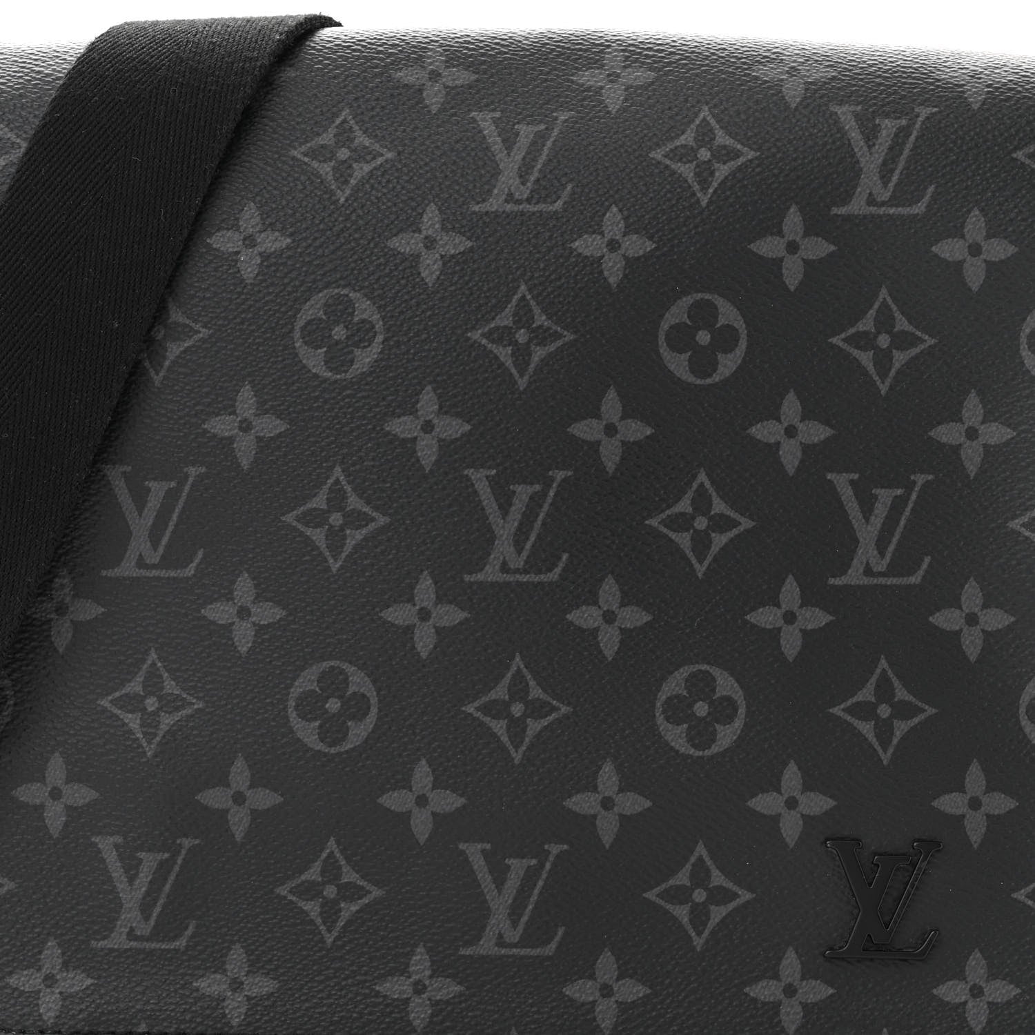 Louis Vuitton LOUIS VUITTON Monogram Eclipse District PM Black 8 of 10