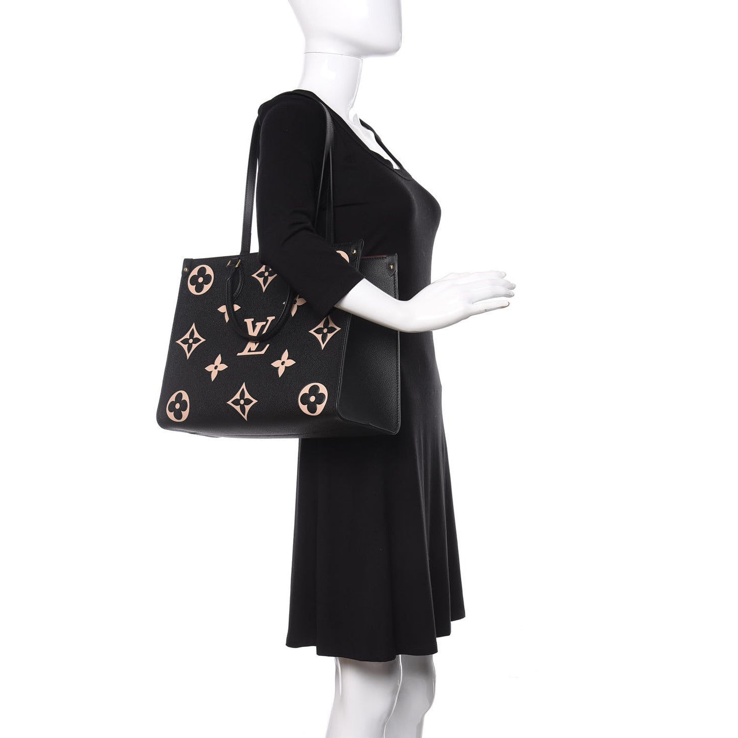 Empreinte Monogram Giant Onthego MM Black Beige