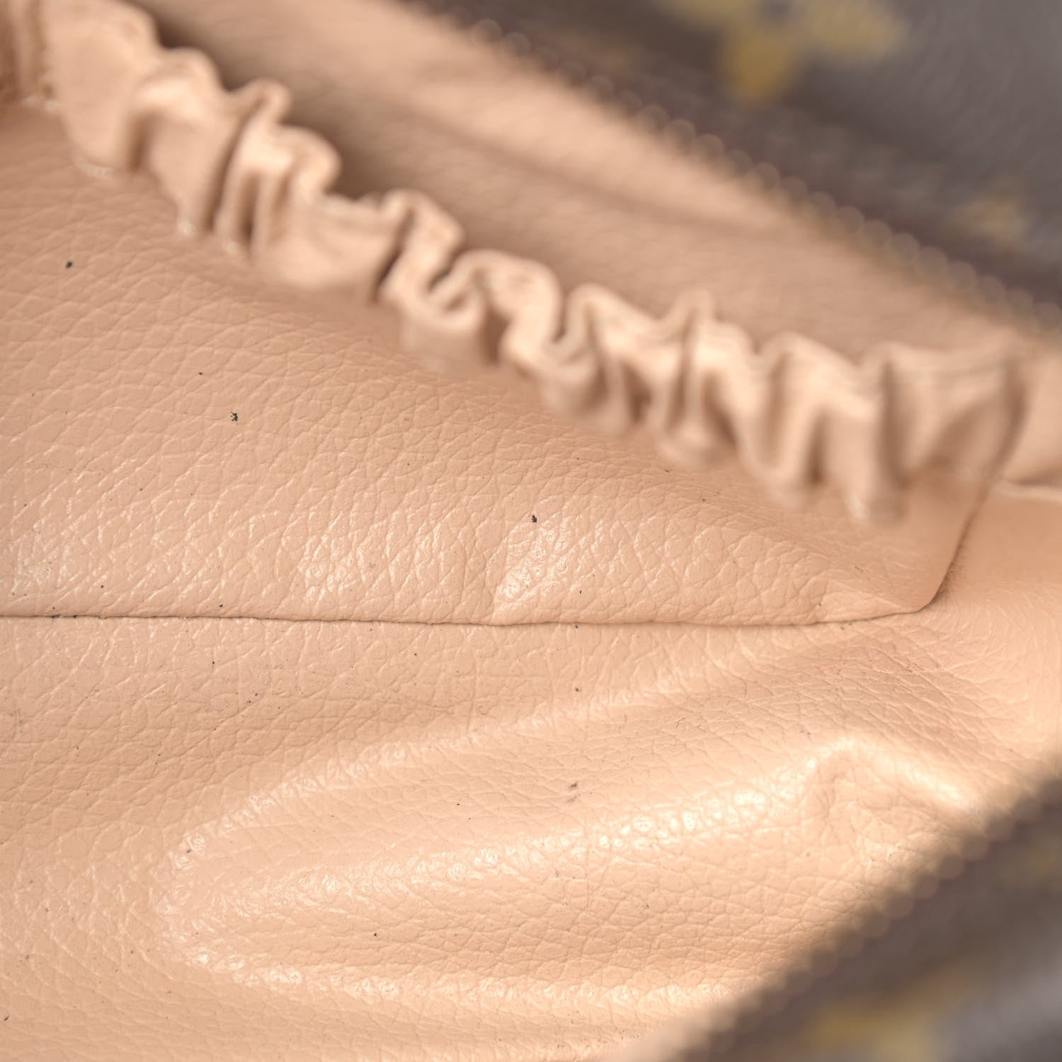 Louis Vuitton Monogram Trousse Toilette 19 8 of 10
