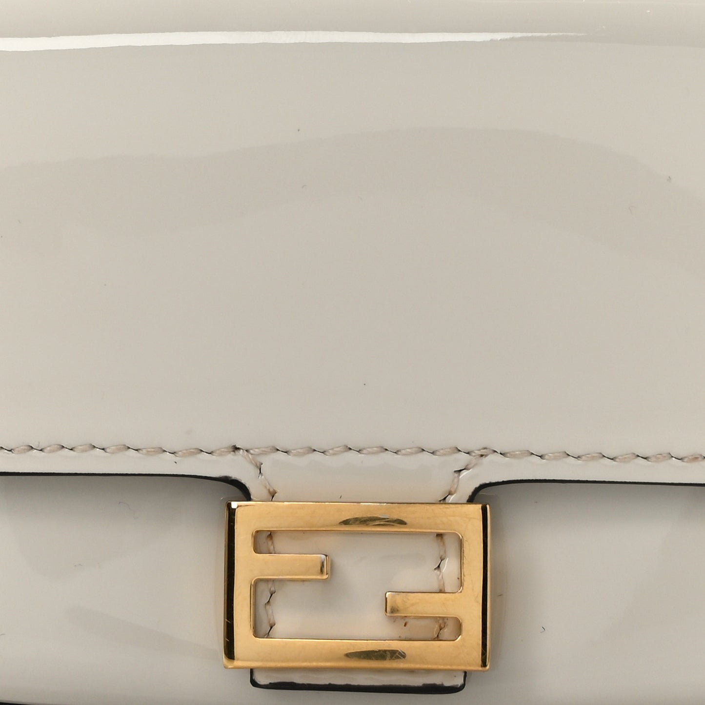 Vitello Vernice Mou Nano Baguette Belt Charm Latte