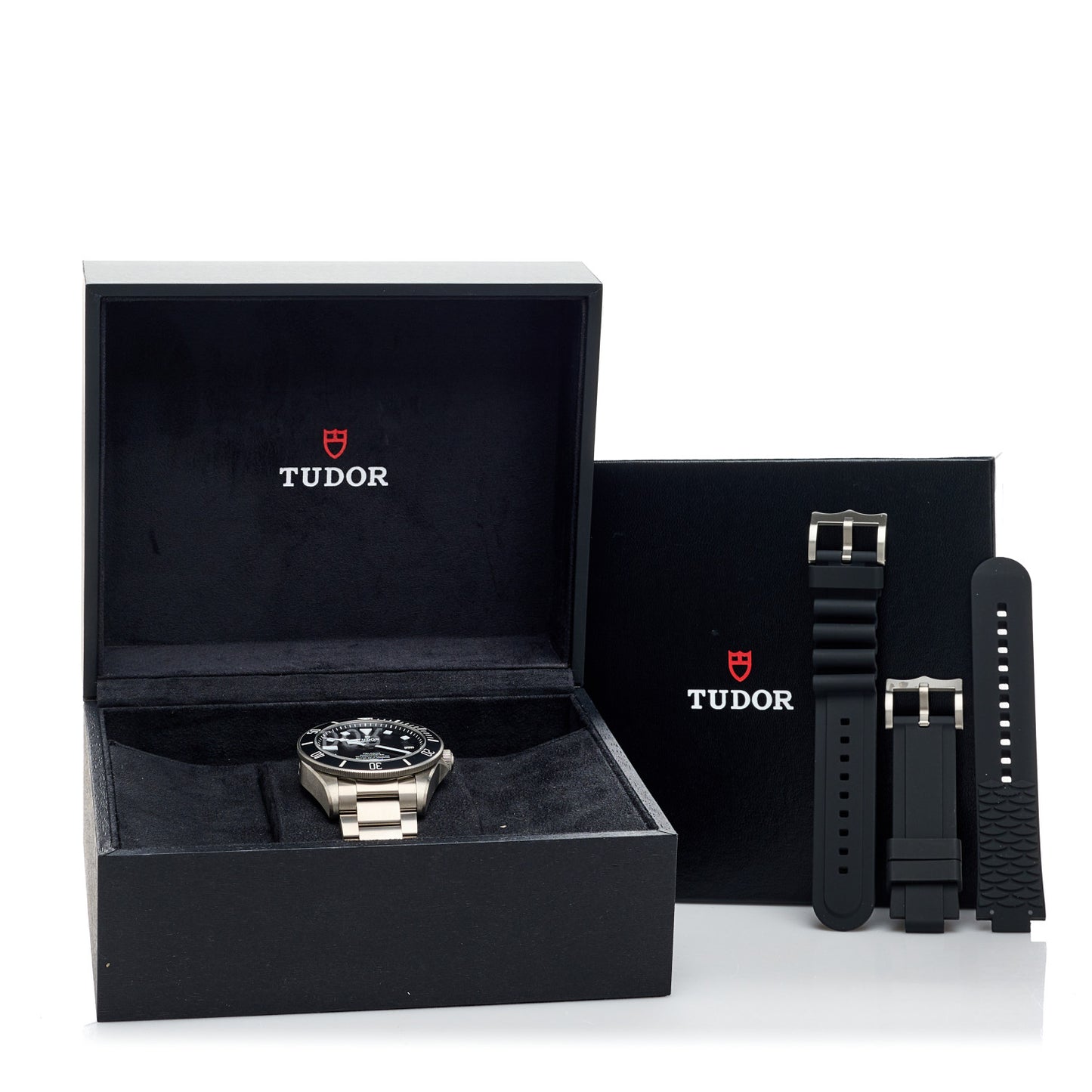 Titanium 42mm Pelagos Automatic Watch Black 25600TN