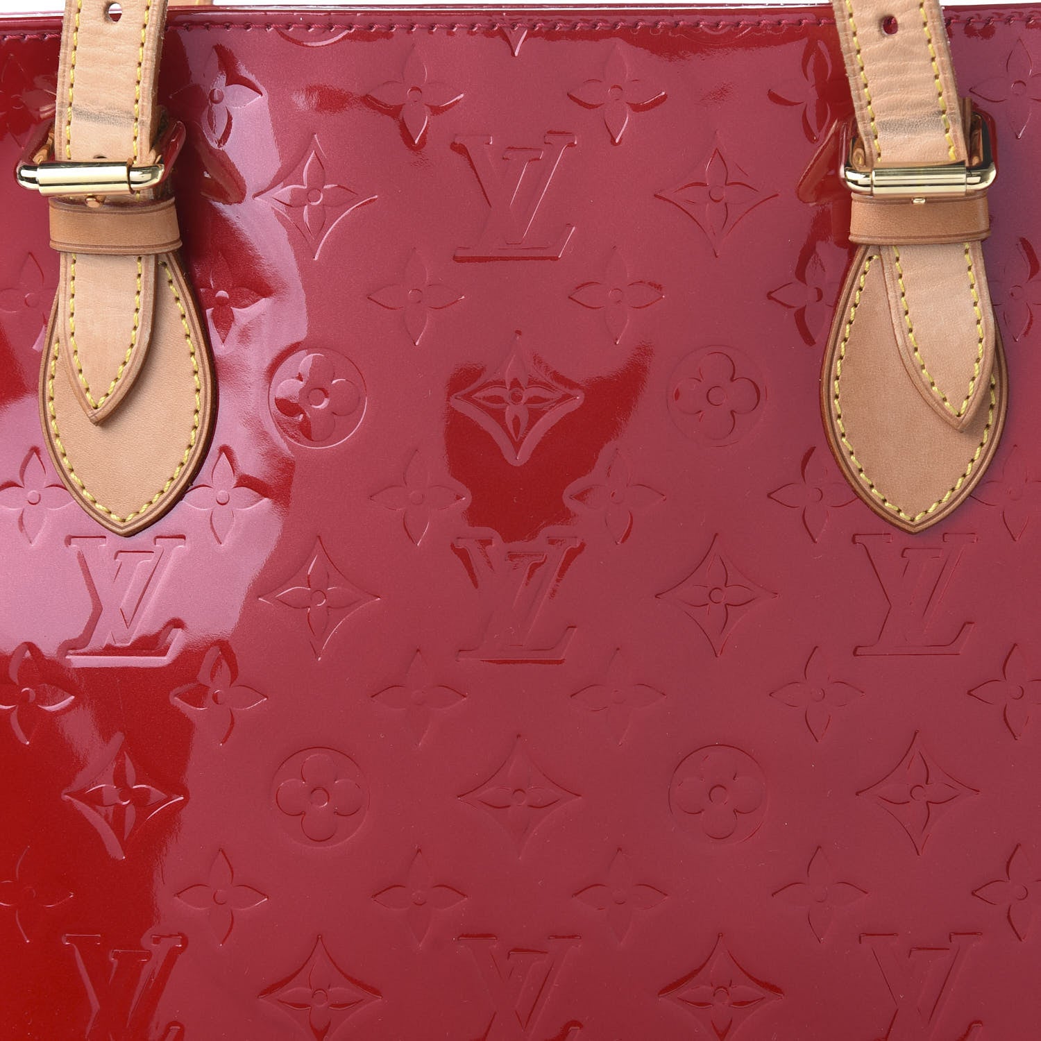 Louis Vuitton Vernis Brentwood Pomme D'Amour 9 of 10