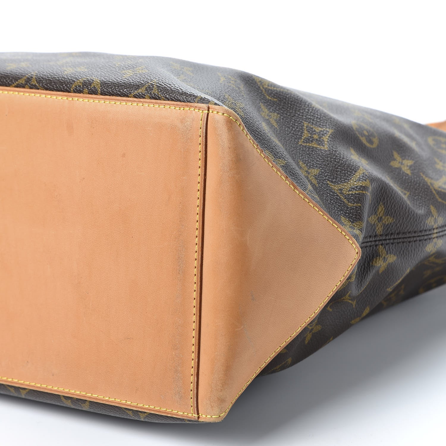 Louis Vuitton Monogram Cabas Mezzo 6 of 9