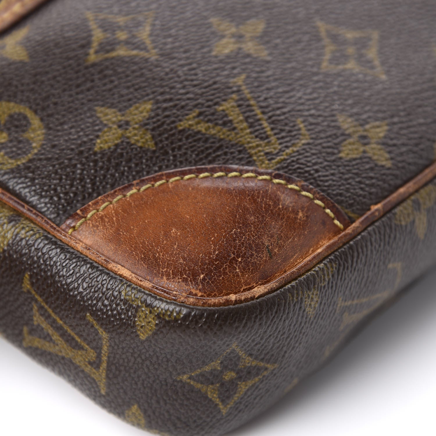 Louis Vuitton Monogram Pochette Marly Dragonne 26 11 of 13