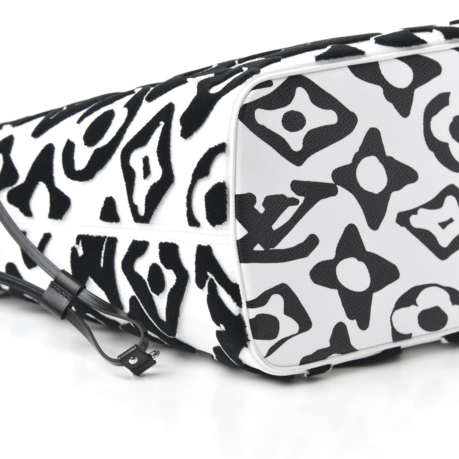 Louis Vuitton X UF Tufted Monogram Neverfull MM Black White 7 of 10