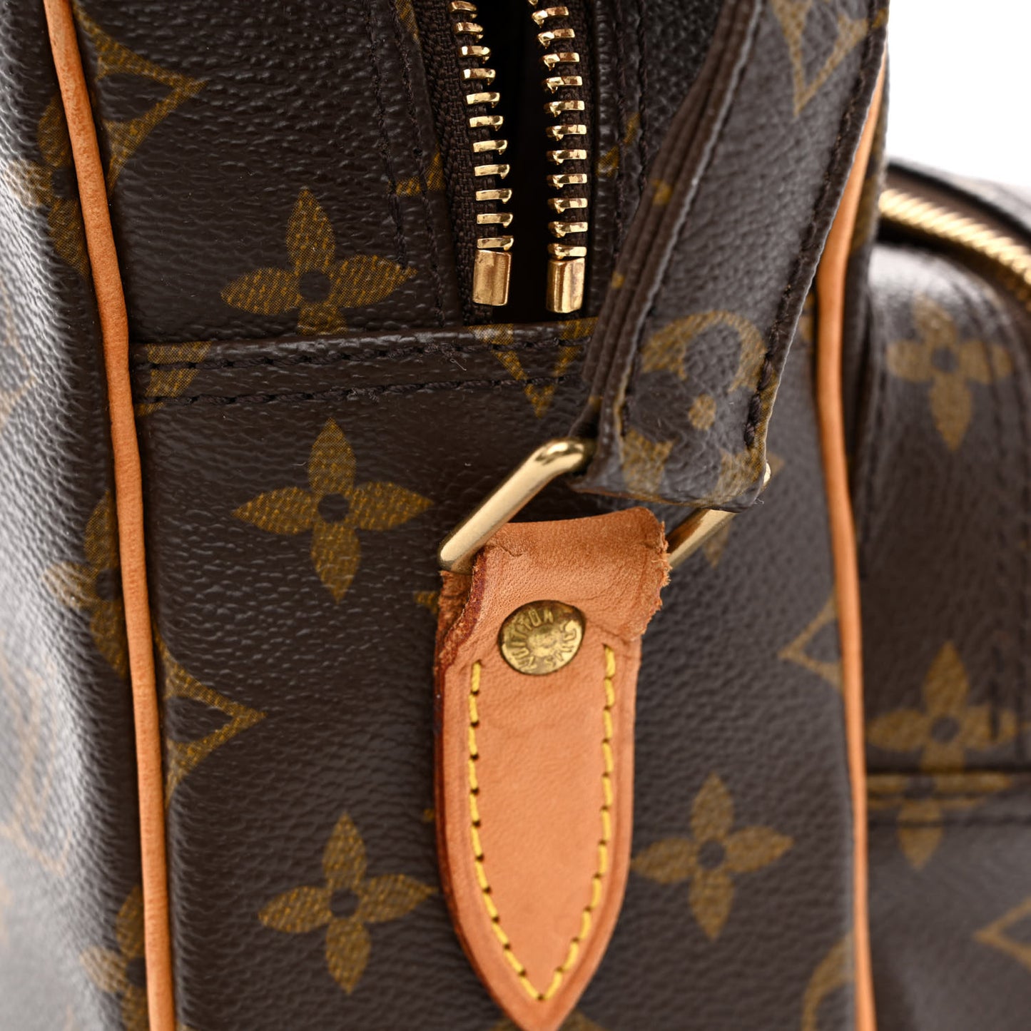 Monogram Nil 28