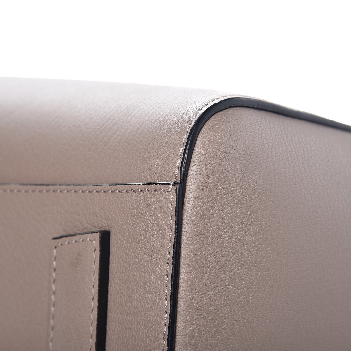 Sugar Goatskin Medium Antigona Mastic