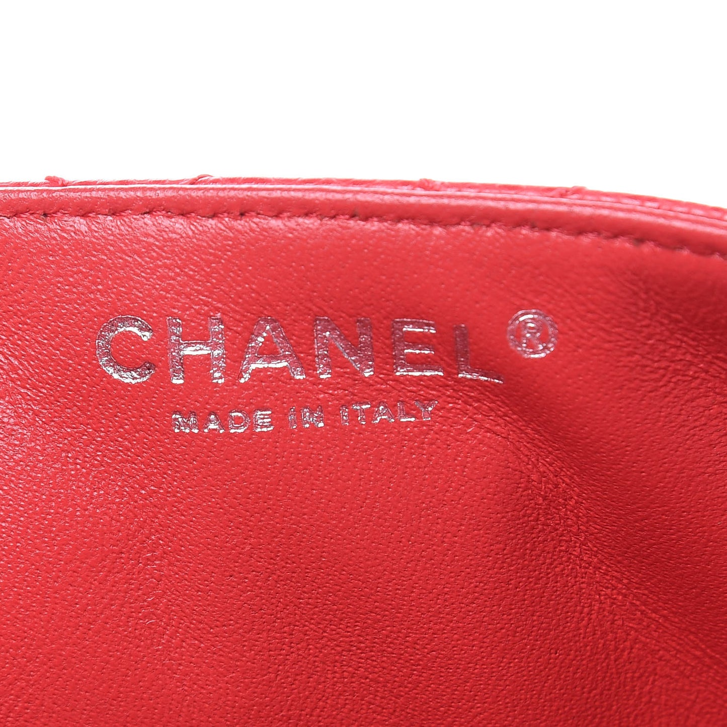 Caviar Quilted East West Flap Red