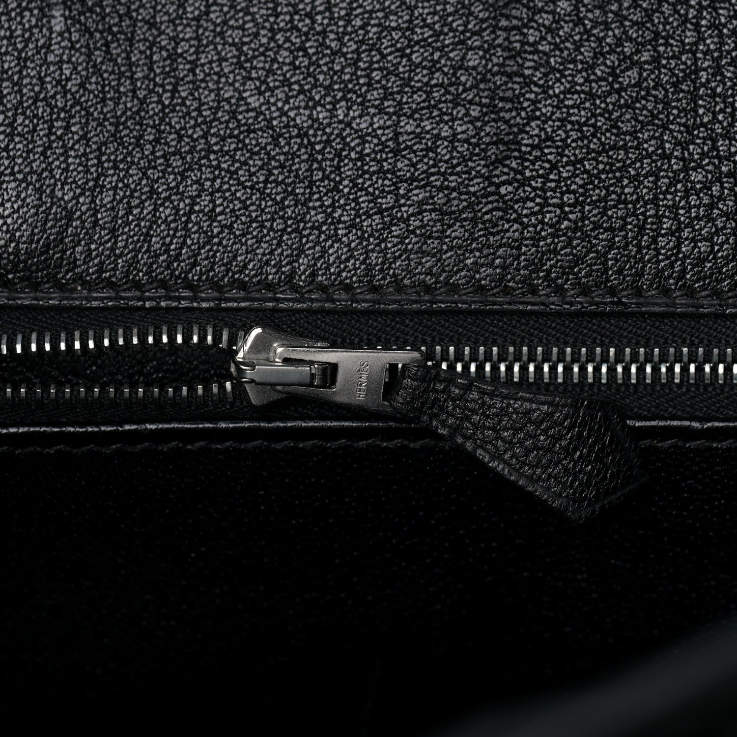 Hermes Shiny Niloticus Crocodile Birkin 35 Black 18 of 37