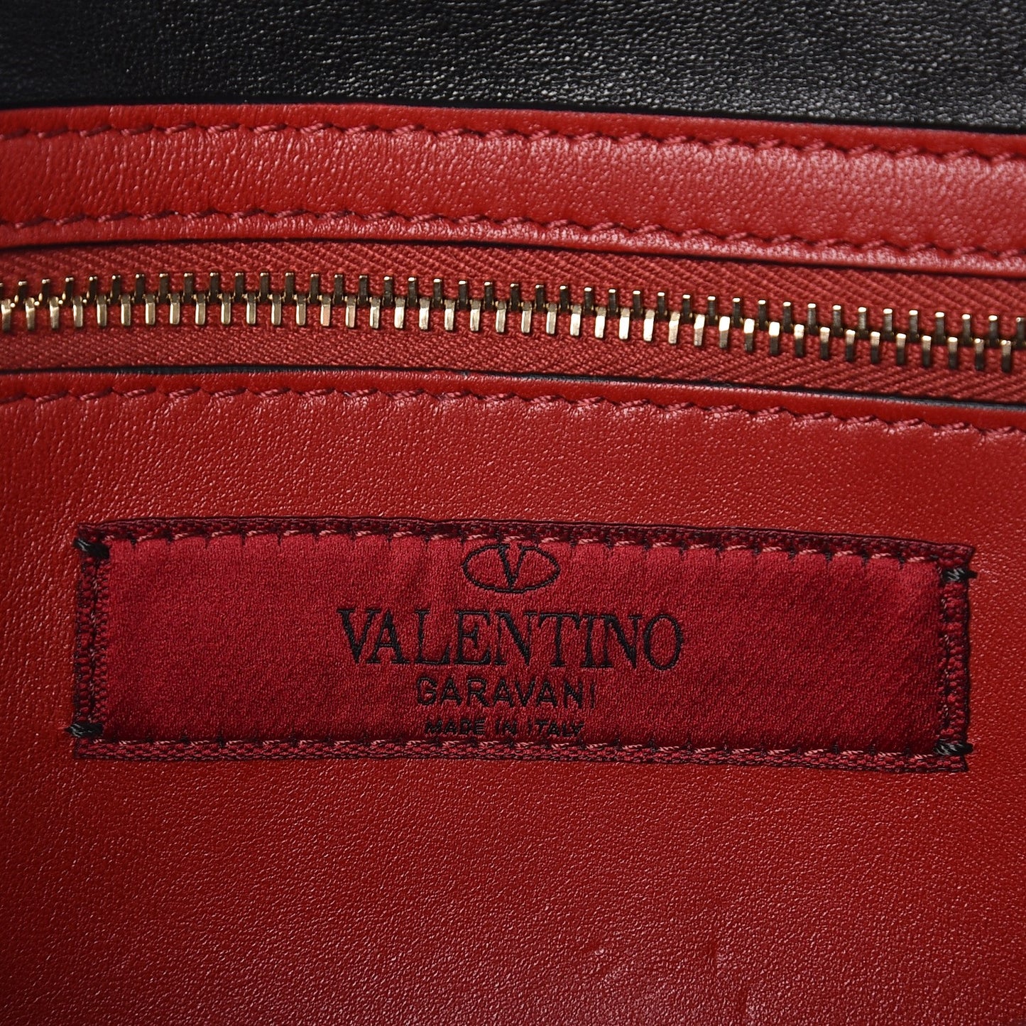 Lambskin Rockstud Spike Wallet on Chain Black