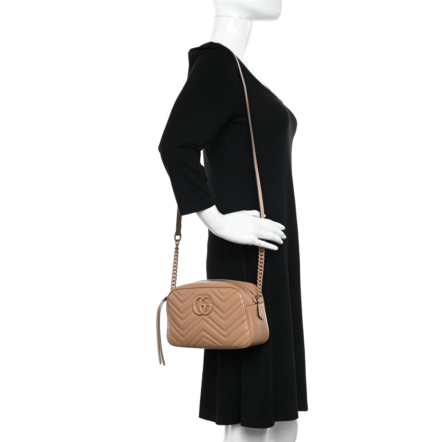 Calfskin Matelasse Monochrome Small GG Marmont Chain Shoulder Bag Camelia