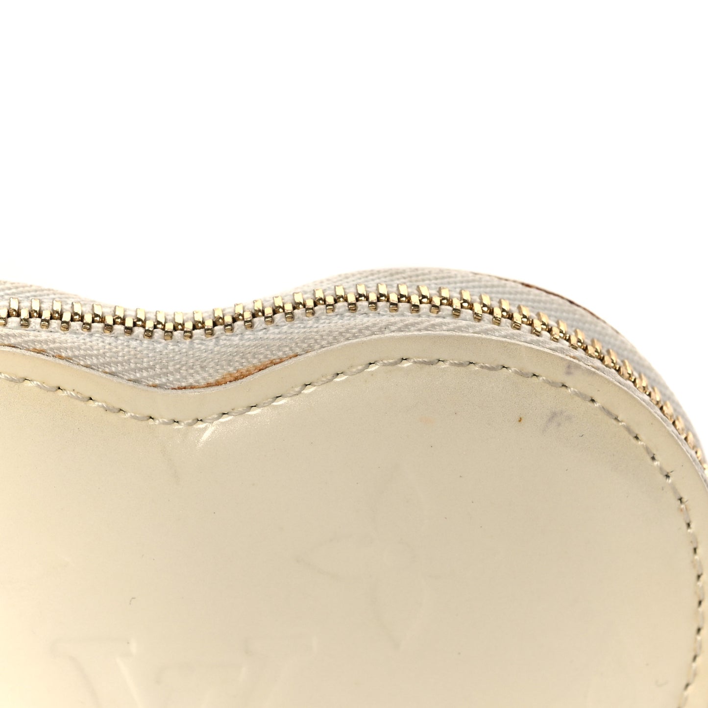 Vernis Heart Coin Purse Blanc Corail