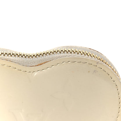 Louis Vuitton Vernis Heart Coin Purse Blanc Corail 6 of 6