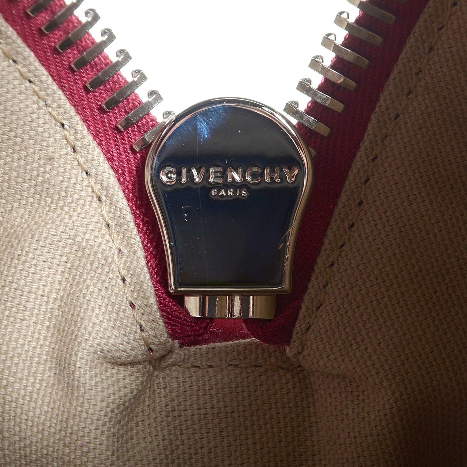 Givenchy Sugar Goatskin Medium Antigona Cherry 11 of 11