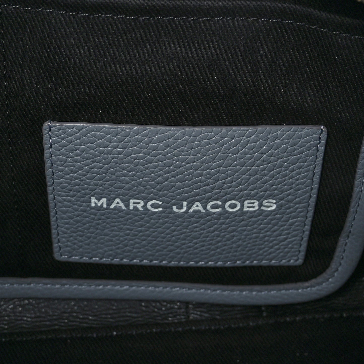 Grained Calfskin Medium The Tote Bag Grey