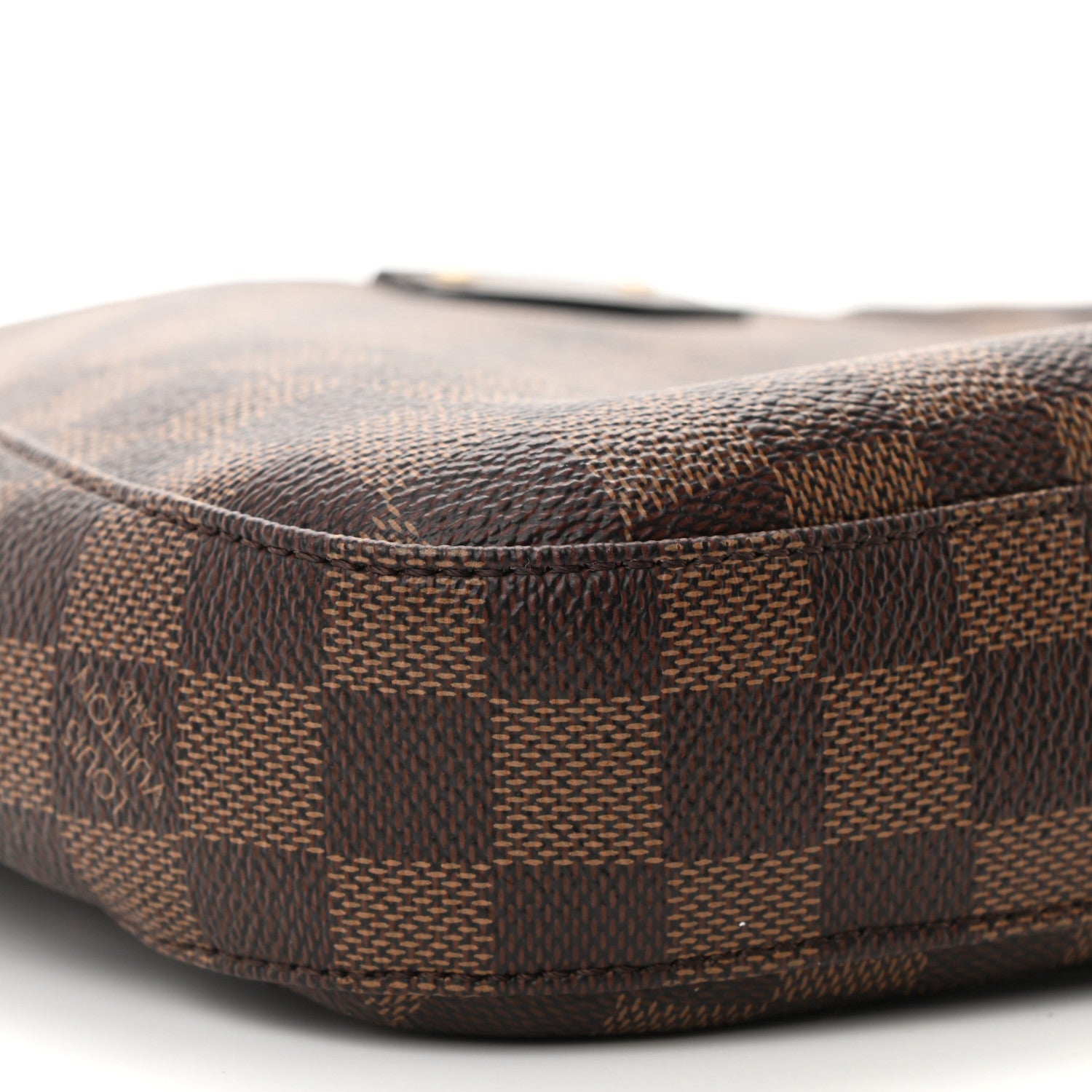 Louis Vuitton Damier Ebene South Bank Besace 10 of 11