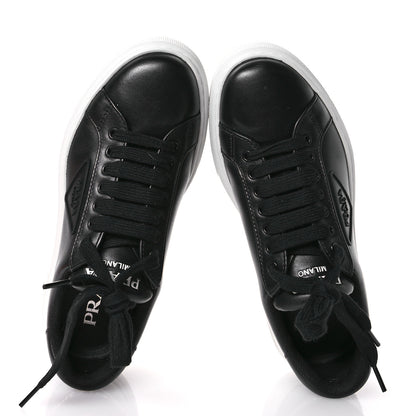 Prada Vitello Soft Logo Mens Low Top Sneakers 6.5 Black White 2 of 8