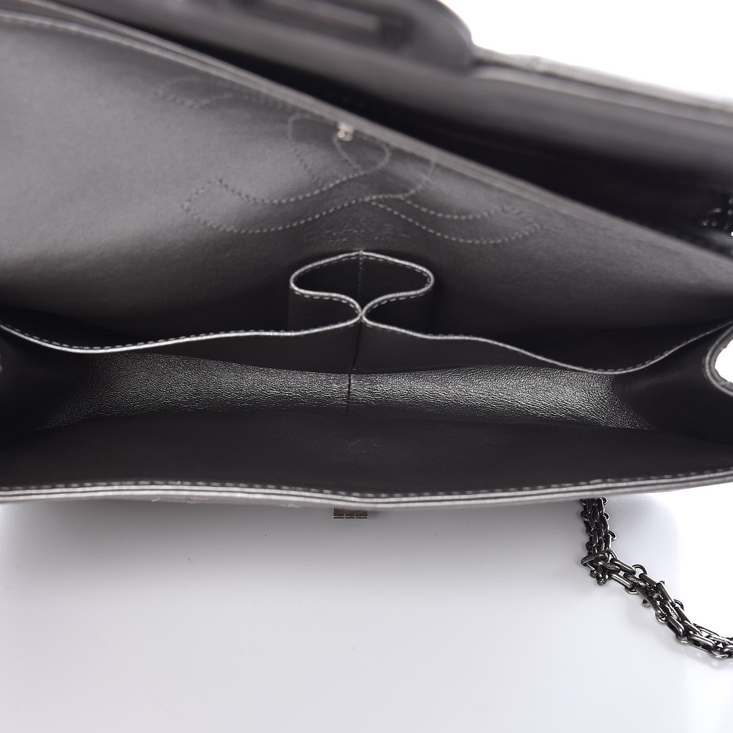 Chanel Metallic Aged Calfskin 2.55 Reissue 226 Flap Silver 7 of 12