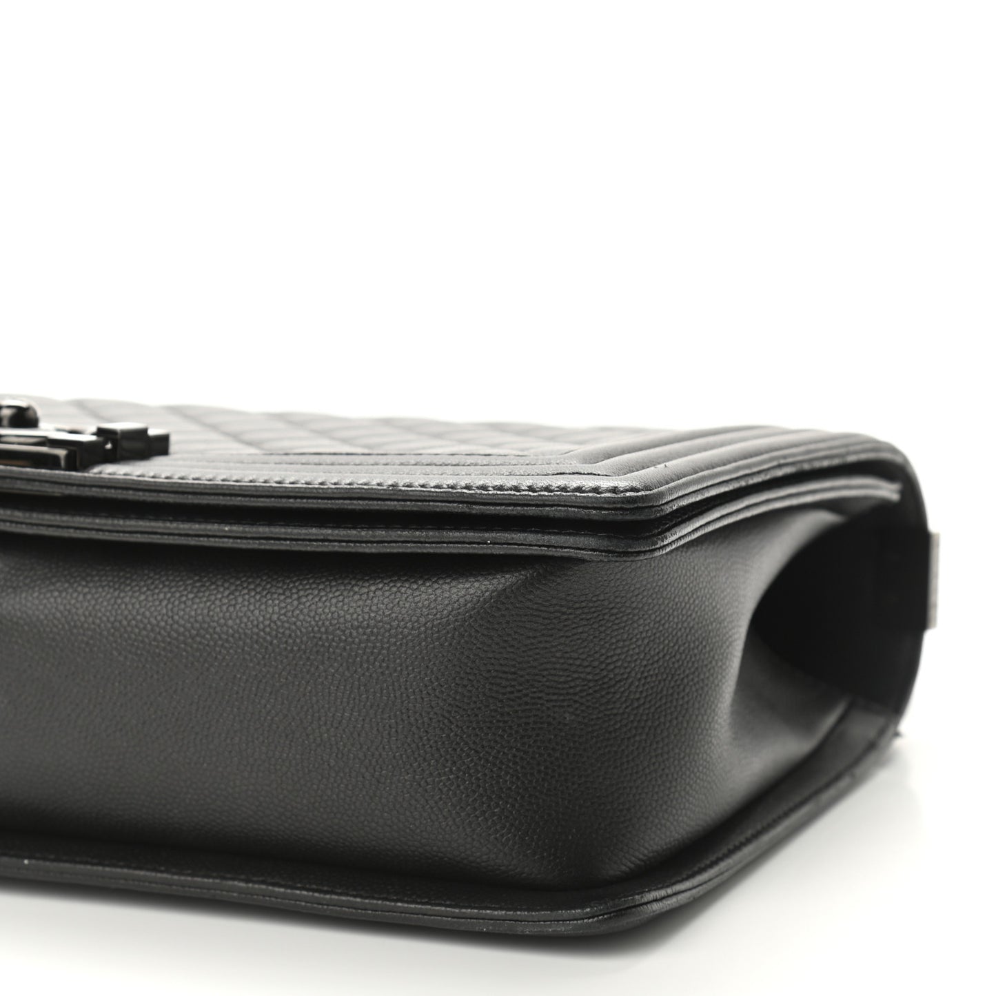 Caviar Quilted New Medium Boy Flap So Black