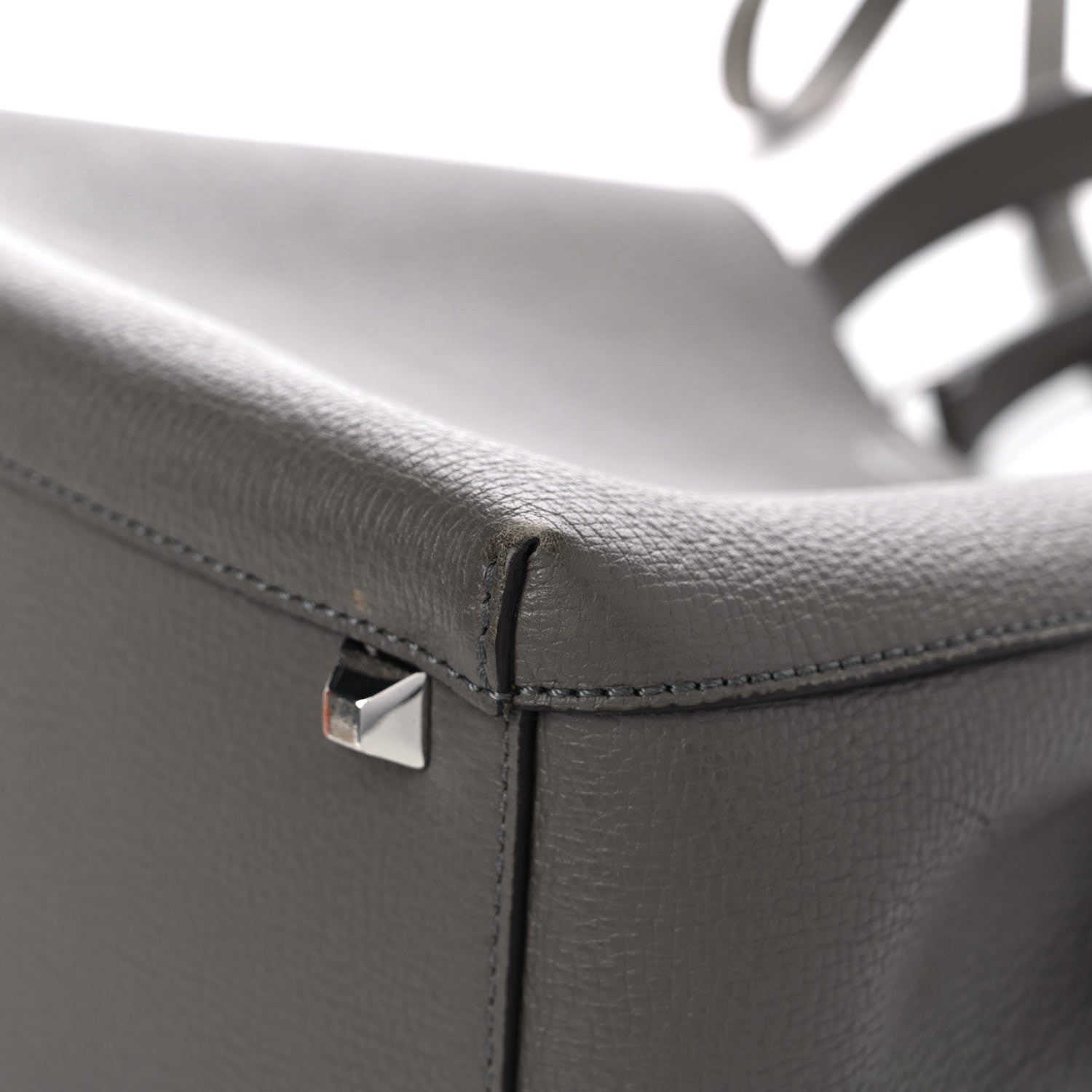 MCM Grained Calfskin Sarah Medium Visetos Hobo Grey 9 of 18