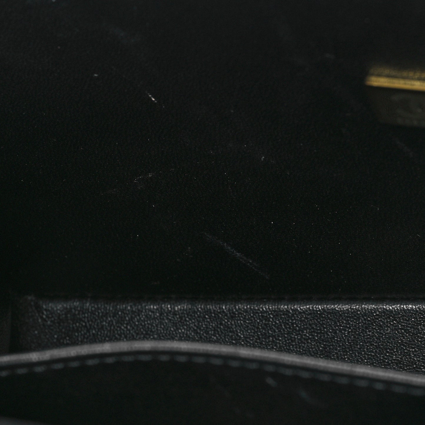 Caviar Chevron Quilted Medium Boy Flap Black