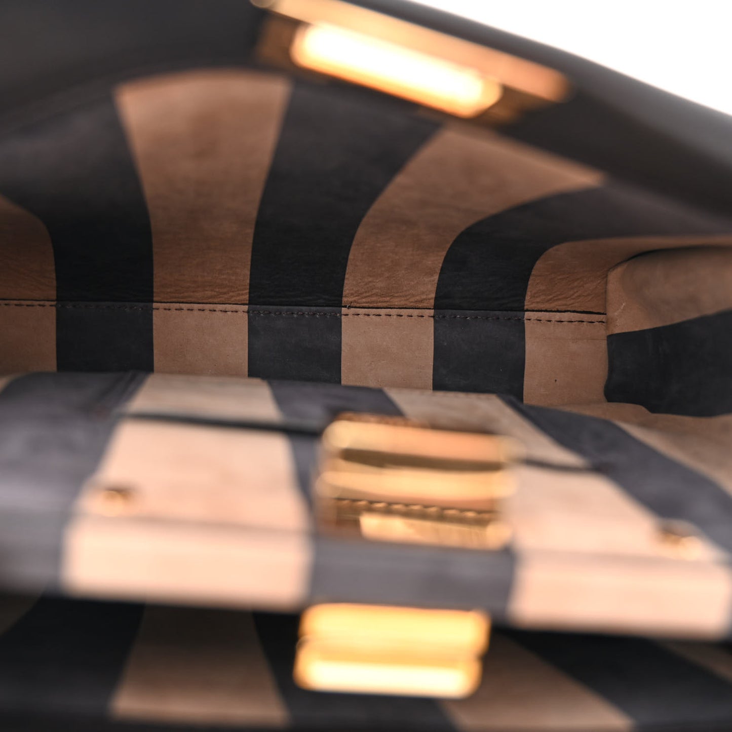 Vitello Seta Nabuk Pequin Mini Peekaboo Iconic Satchel Ebano Tobacco Moro