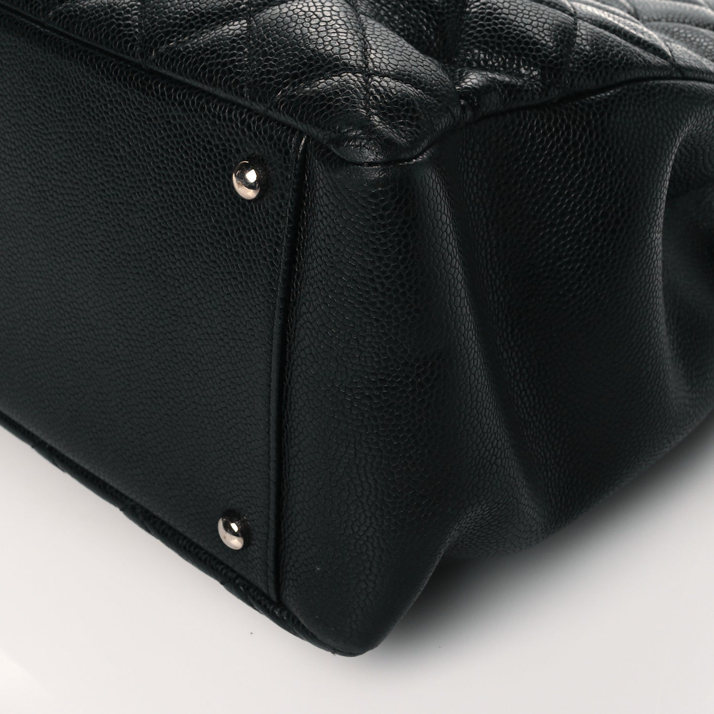 Caviar Quilted XL Grand Shopping Tote GST Black