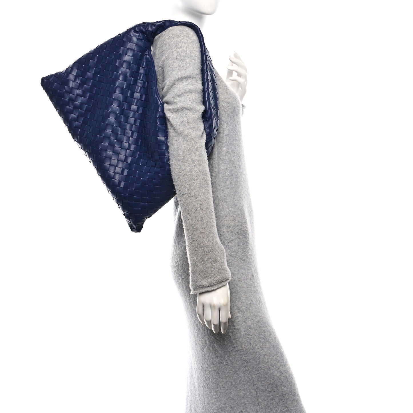 Calfskin Intrecciato Small Hop Duke