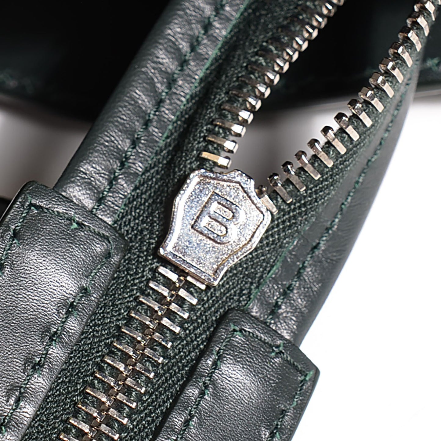 Smooth Calfskin Metallic Patent Giant 12 Silver Hardware City Vert Poker Fonce